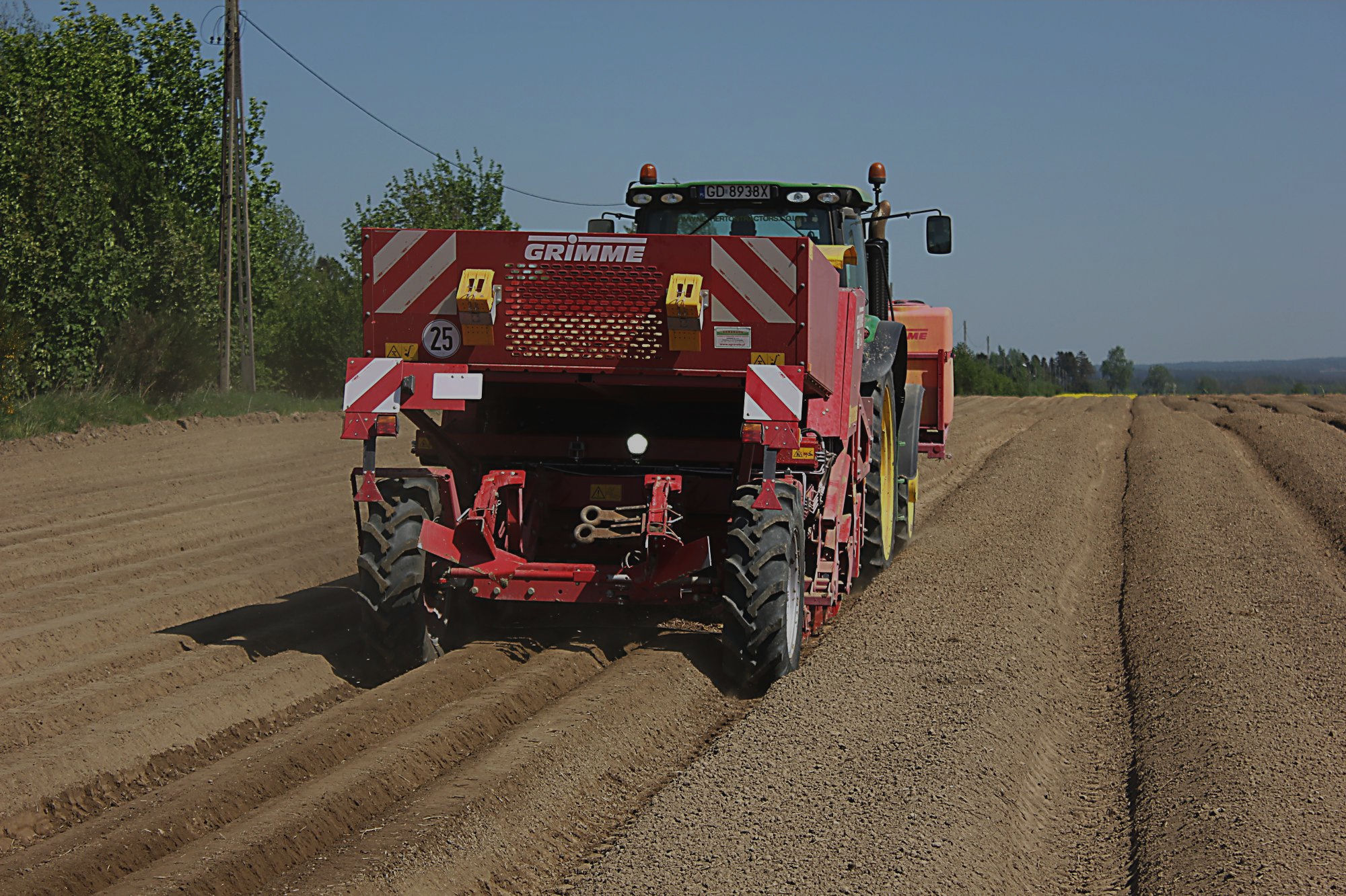 pole-pom-agro2overlay